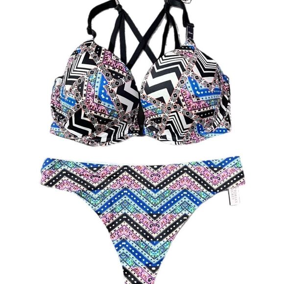 Victorias Secret Set Very Sexy Lined Plunge Padded bra & No Show Sexy thong - Picture 1 of 3